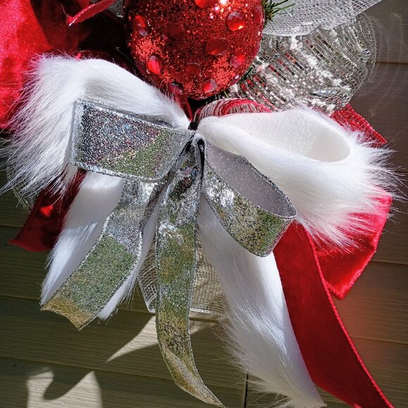 Glam Red & Silver Christmas Garland, Gem Garland, Winter garland, Christmas - Picture 14 of 16